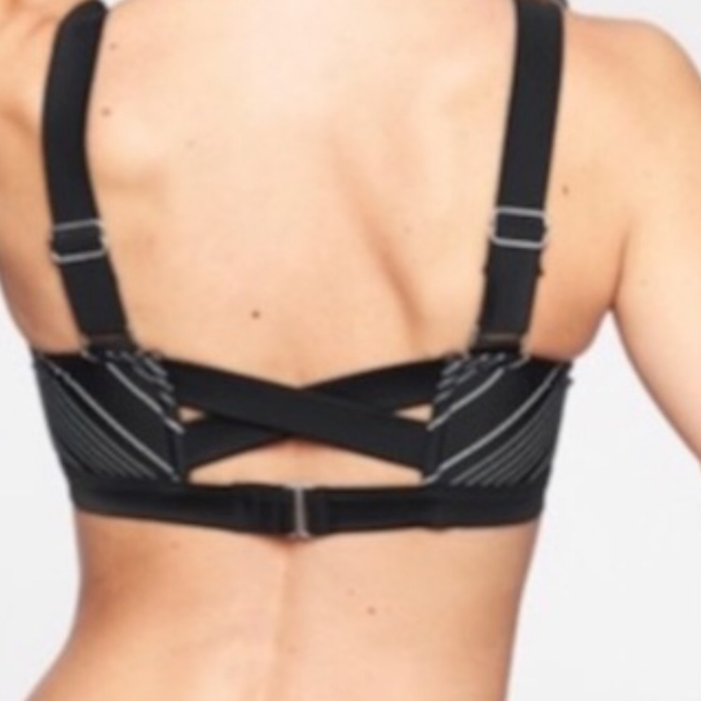 Athleta Black Chevron Bikini Top - size 34D - Picture 6 of 6